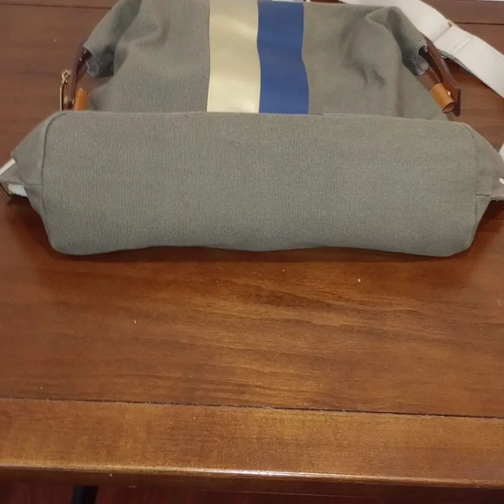 G.I.L.I. Leather Trim Canvas Backpack Olive Stripe Zip Top Adjustable Straps
